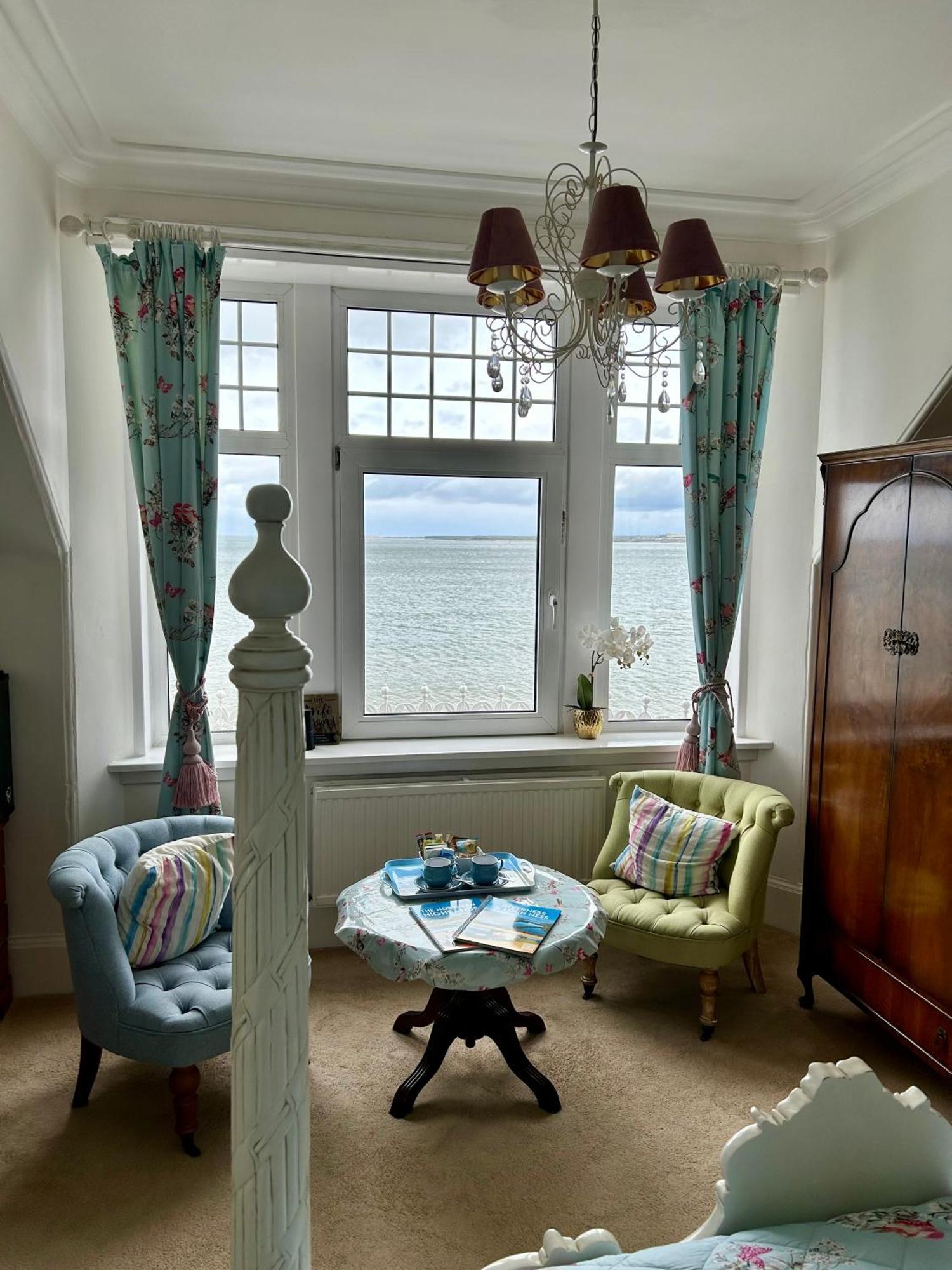 Tigh Na Mara Guest House Rosemarkie- Breakfast Optional Exterior foto