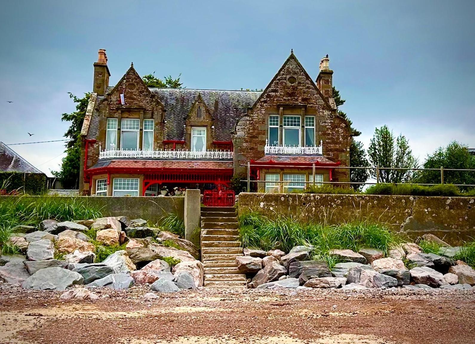 Tigh Na Mara Guest House Rosemarkie- Breakfast Optional Exterior foto